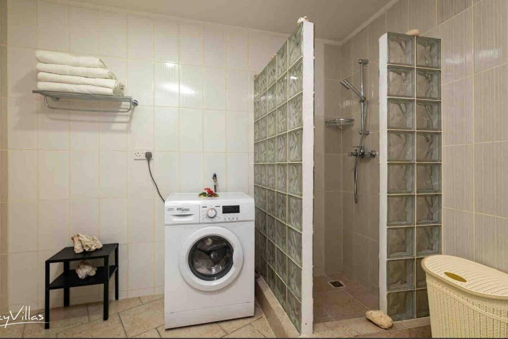 דירה Epea Ocean View ויקטוריה